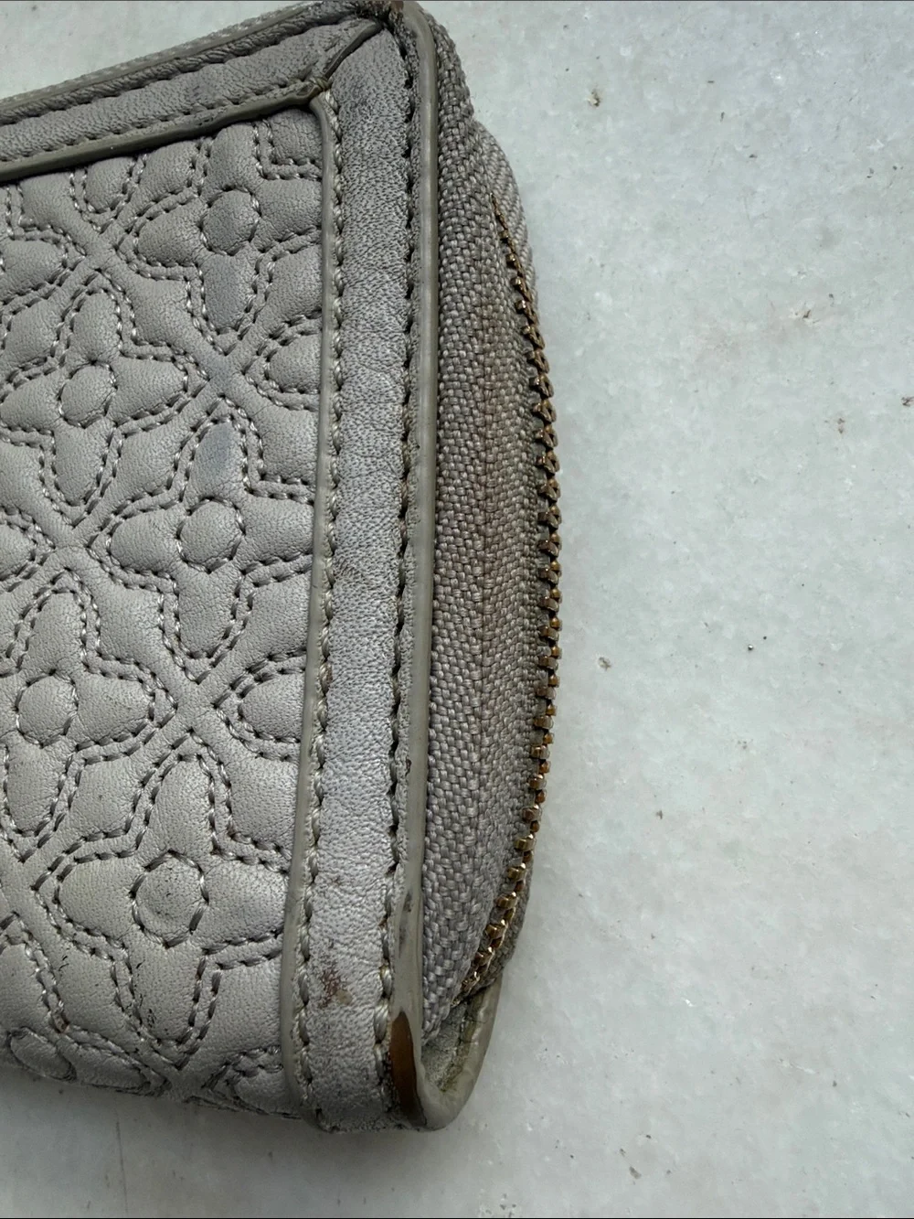 Tory Burch Bryant Quilted Wristlet/Wallet